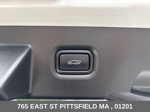Used 2024 Hyundai Ioniq 5 Limited AWD/4WD image 8