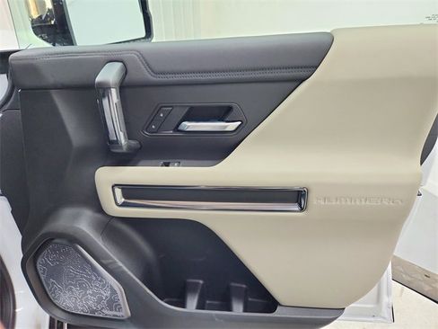 New 2026 GMC Hummer EV SUV image 41