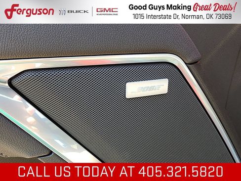 New 2026 GMC Sierra 2500 SLT w/ Max Trailering Package AWD/4WD image 17