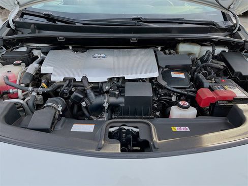 Used 2019 Toyota Prius Prime Plus image 28