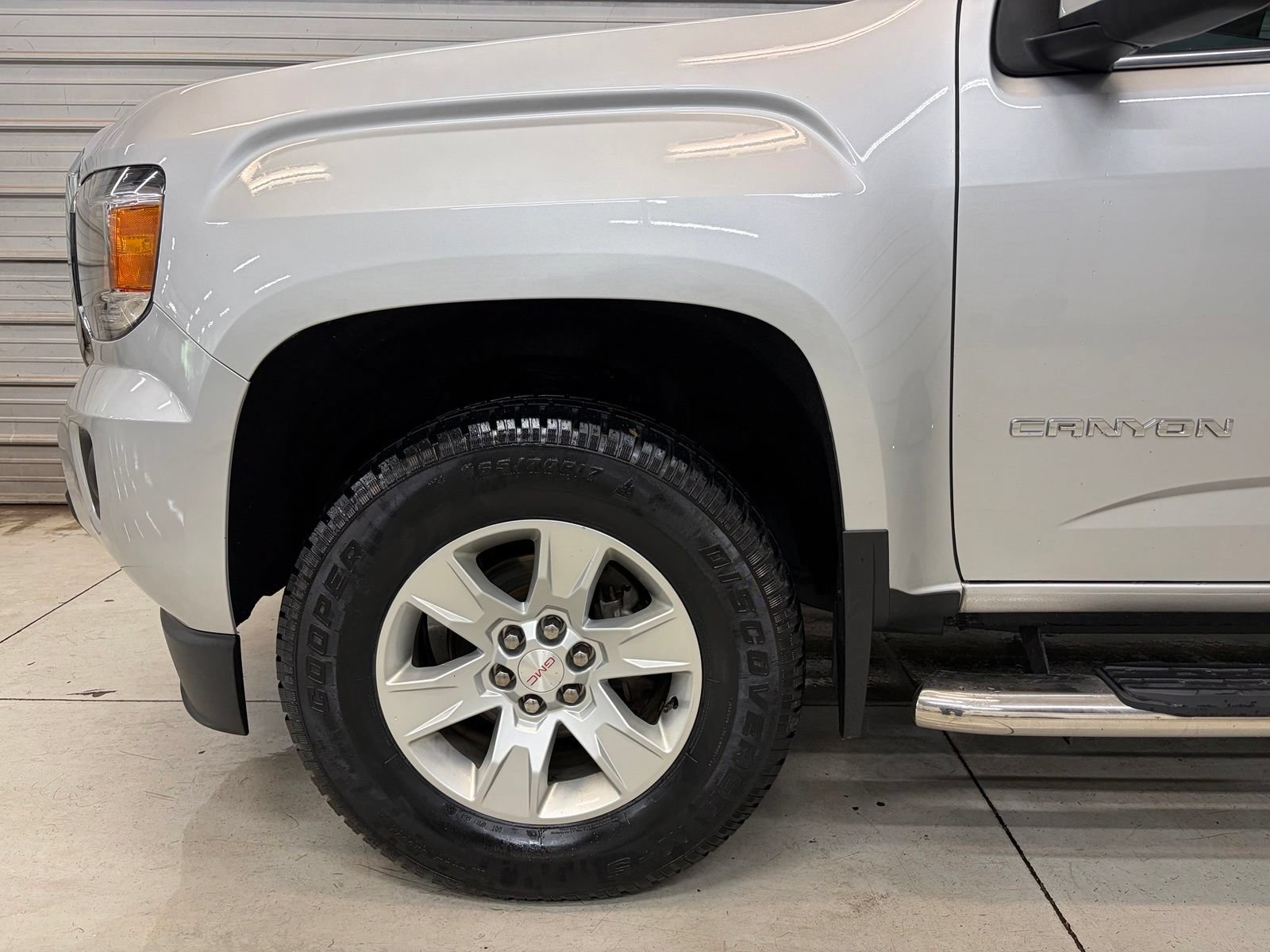 Used 2018 GMC Canyon SLE w/ SLE Convenience Package AWD/4WD image 4