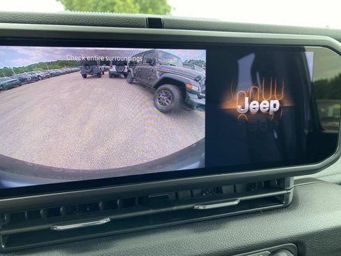 New 2026 Jeep Wrangler Unlimited Sport AWD/4WD image 11