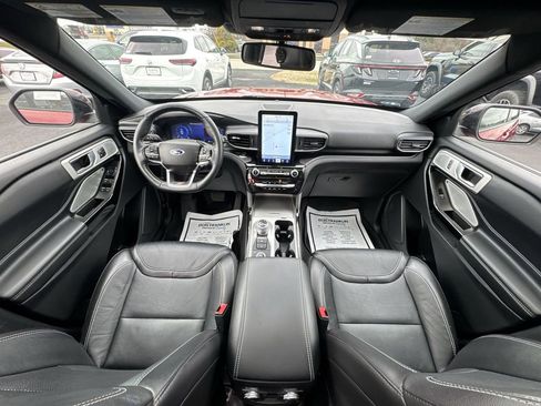 Used 2022 Ford Explorer ST w/ Equipment Group 401A AWD/4WD image 21