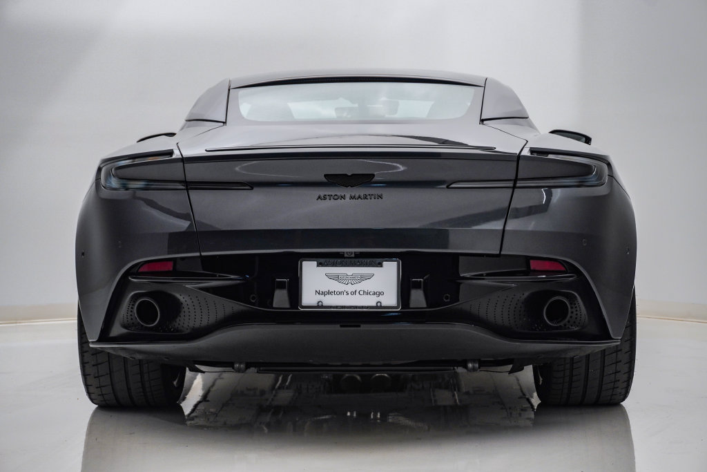 Used 2021 Aston Martin DB11 Coupe RWD image 7