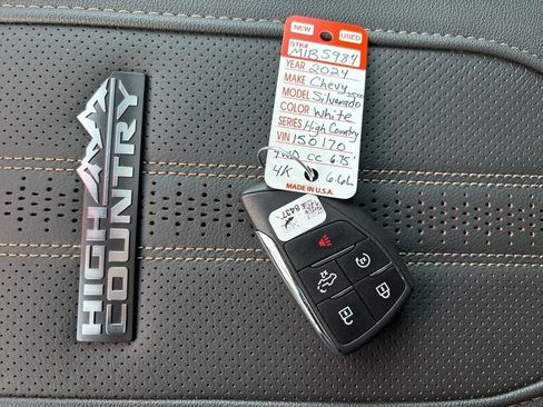 Used 2024 Chevrolet Silverado 2500 High Country image 50