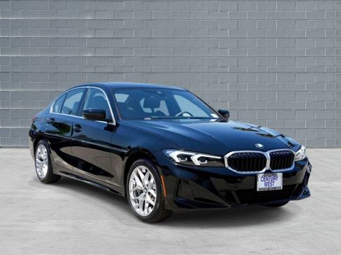 Used 2025 BMW 330i Sedan w/ Convenience Package RWD image 1
