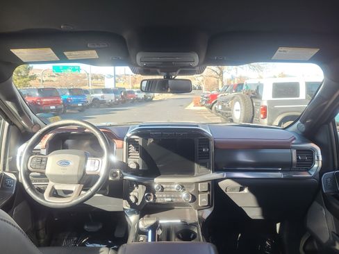 Certified 2021 Ford F150 Lariat w/ Equipment Group 502A High image 20