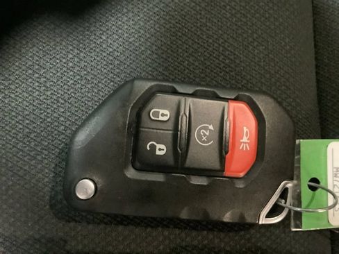 Used 2021 Jeep Wrangler Sport AWD/4WD image 23