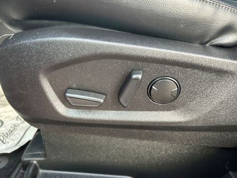 Used 2022 Ford Edge SEL w/ Convenience Package image 20