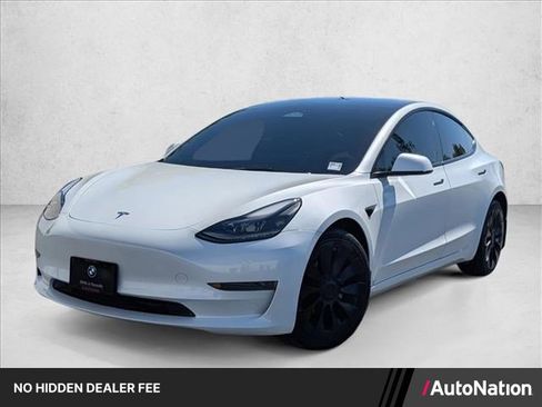 Used 2023 Tesla Model 3 Standard Range RWD image 1