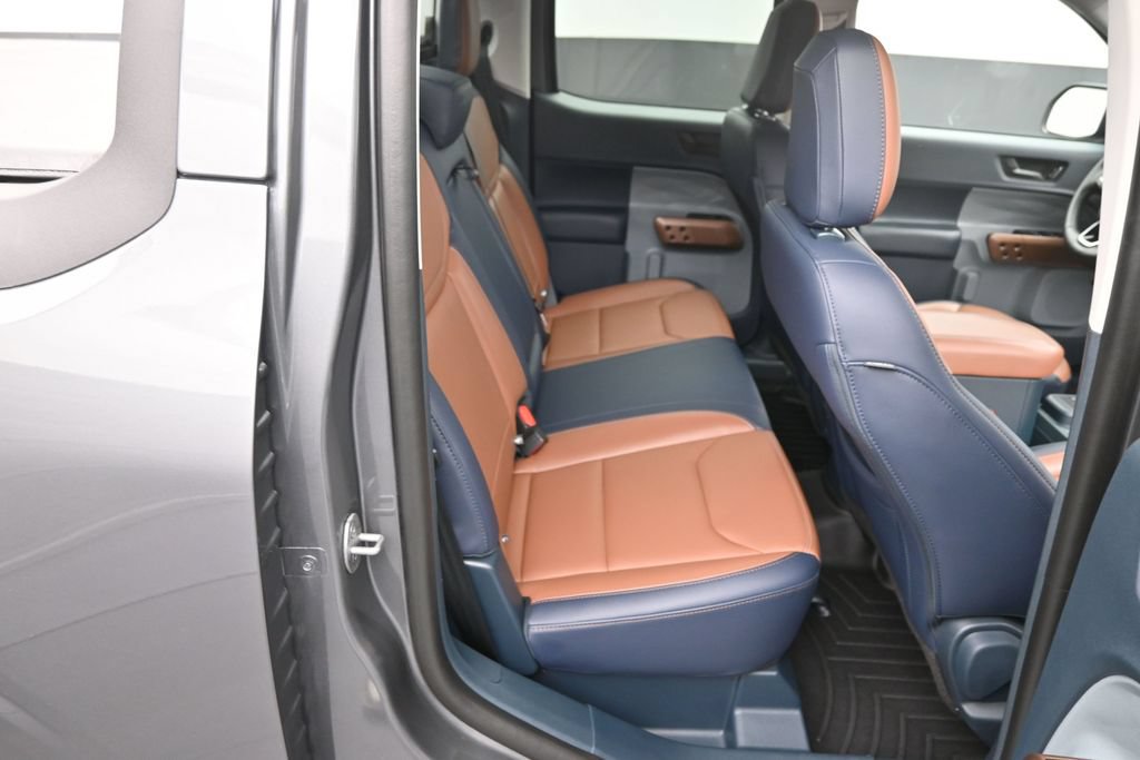 Used 2023 Ford Maverick Lariat w/ Lariat Luxury Package FWD image 15