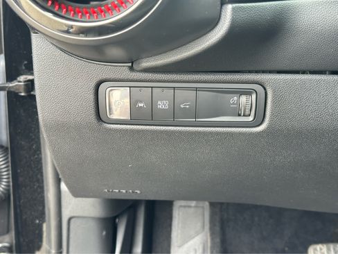 Used 2024 Chevrolet Equinox EV RS FWD image 16