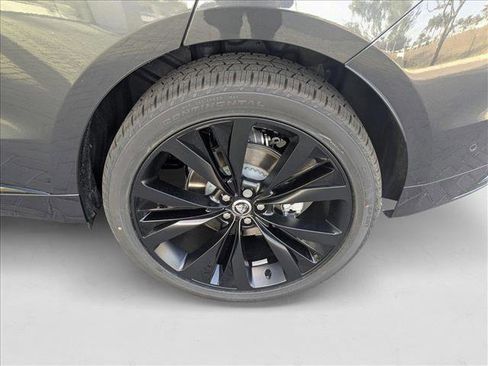 New 2026 Jaguar F-PACE R-Dynamic S image 10