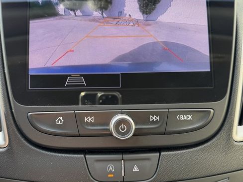 Used 2023 Chevrolet Malibu LT image 18