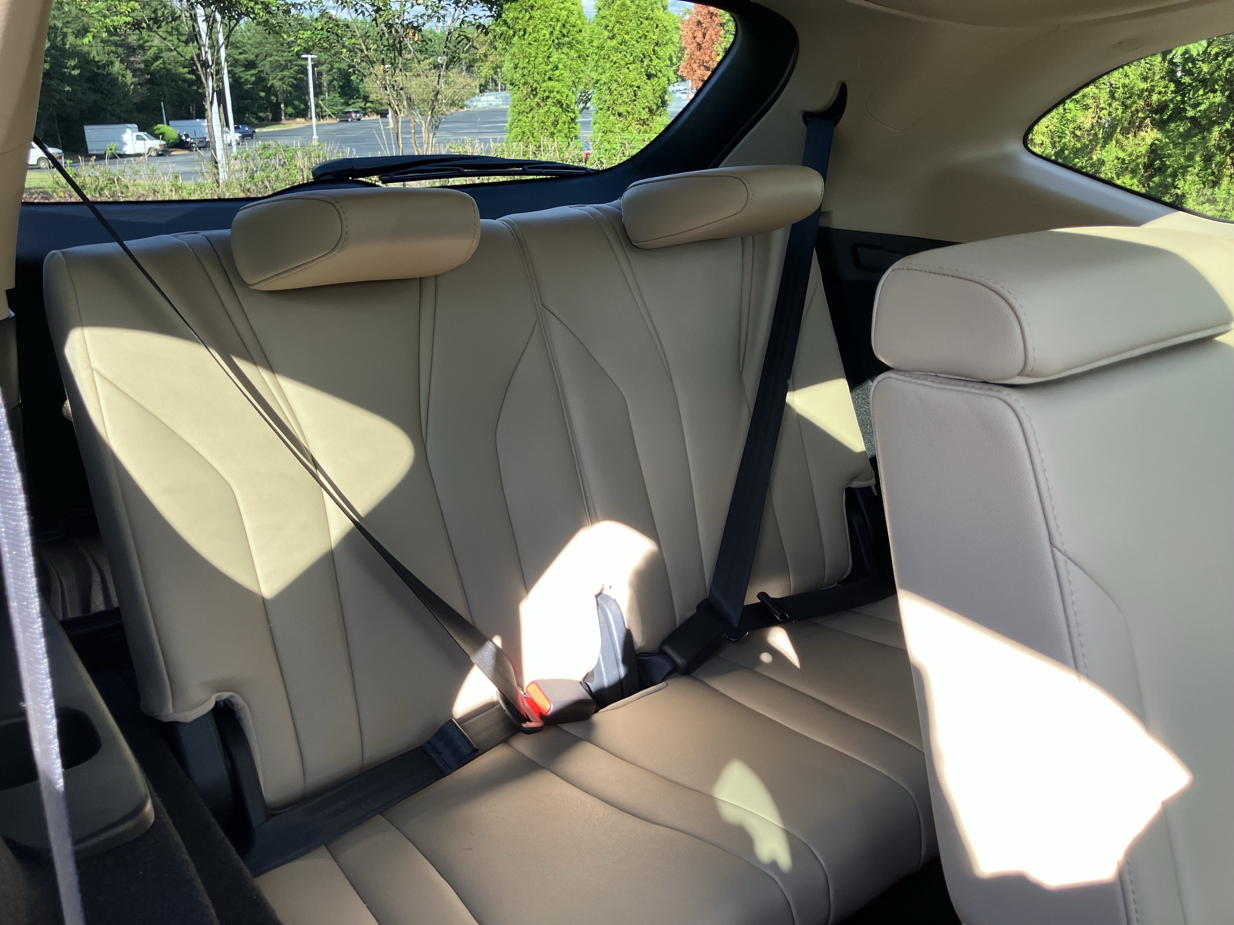 Used 2025 Acura MDX FWD image 37