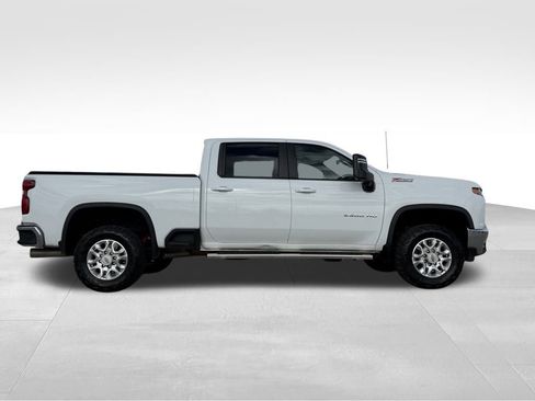 Used 2023 Chevrolet Silverado 2500 LT w/ Convenience Package image 2
