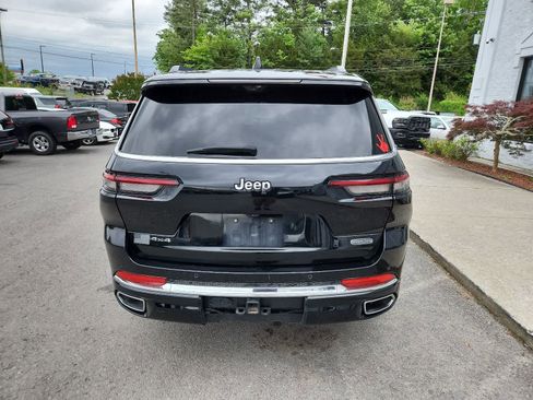 Used 2023 Jeep Grand Cherokee L Overland w/ Luxury Tech Group IV AWD/4WD image 4