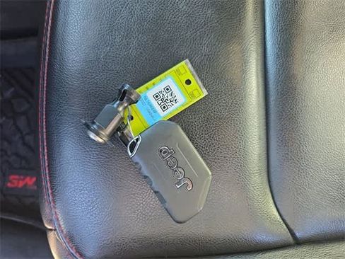 Used 2022 Jeep Gladiator Rubicon w/ LED Lighting Group image 37