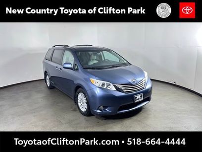 Used 2017 Toyota Sienna XLE Premium