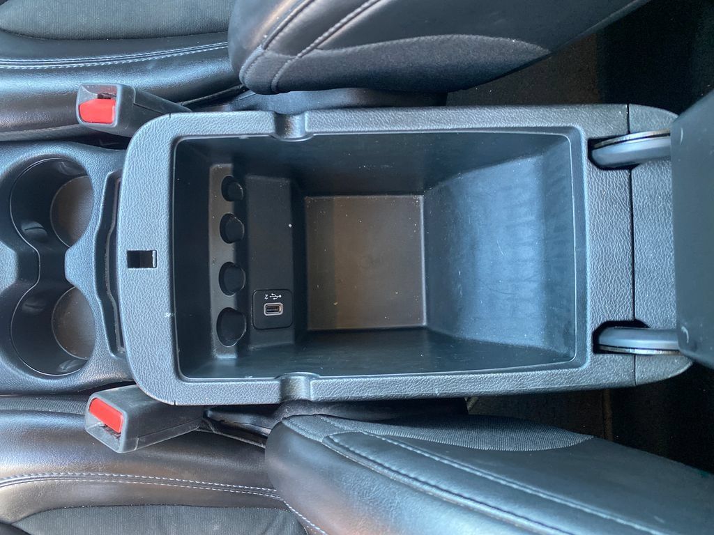Used 2021 Jeep Cherokee Latitude Plus AWD/4WD image 25