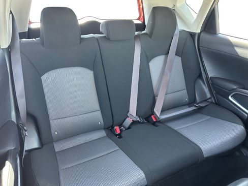 Used 2023 Kia Soul LX w/ LX Technology Package FWD image 13