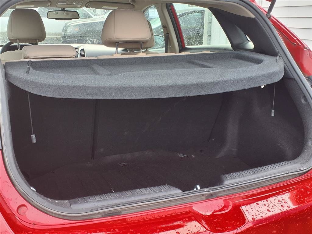 Used 2013 Hyundai Elantra GT FWD image 10