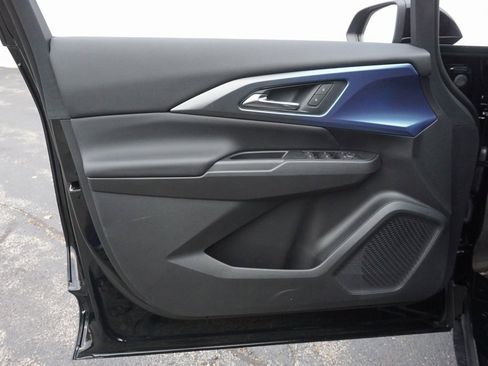 New 2026 Chevrolet Equinox EV LT image 22