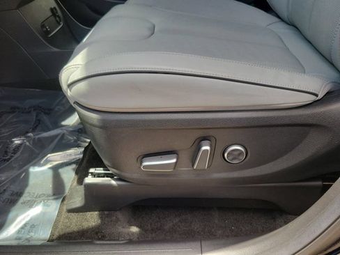 Used 2024 Hyundai Palisade SEL Premium w/ Premium Package FWD image 20