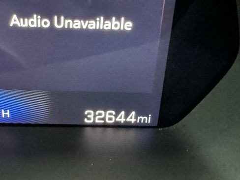 Used 2025 Chevrolet Colorado Z71 AWD/4WD image 26
