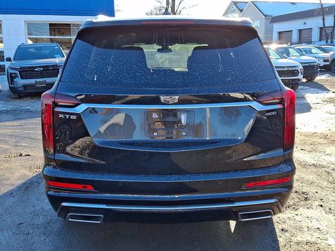 Used 2024 Cadillac XT6 Premium Luxury w/ LPO, Floor Liner Package image 6