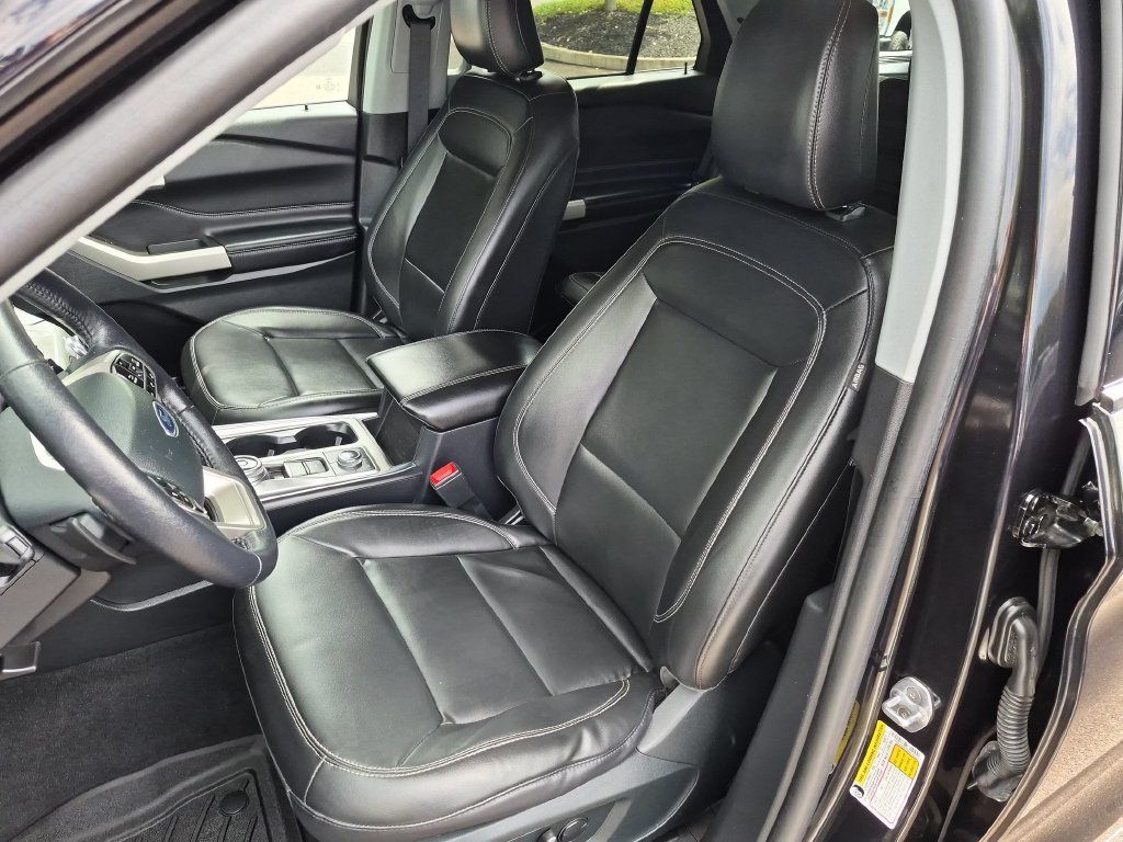 Certified 2021 Ford Explorer XLT w/ Equipment Group 202A AWD/4WD image 21