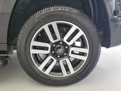 Used 2021 Toyota 4Runner Limited image 10