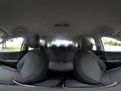 Used 2025 Kia K4 FWD image 37