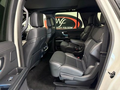 New 2025 Ford Expedition Max Platinum w/ Stealth Performance Package image 17