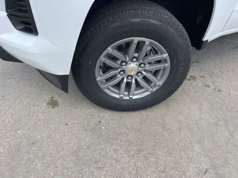 New 2026 Chevrolet Colorado LT RWD image 32