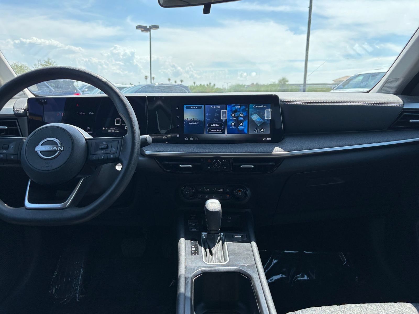 Used 2026 Nissan Kicks SV w/ Cold Weather Package AWD/4WD image 31