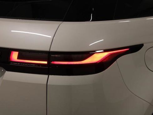 New 2026 Land Rover Range Rover Evoque Dynamic SE image 8