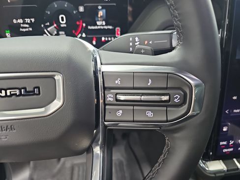 Used 2026 GMC Yukon XL Denali w/ Sun & Power Step Package AWD/4WD image 20