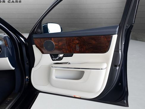 Used 2012 Jaguar XJ L RWD image 76