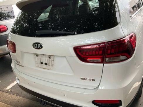 Used 2019 Kia Sorento EX w/ EX Touring Package FWD image 9