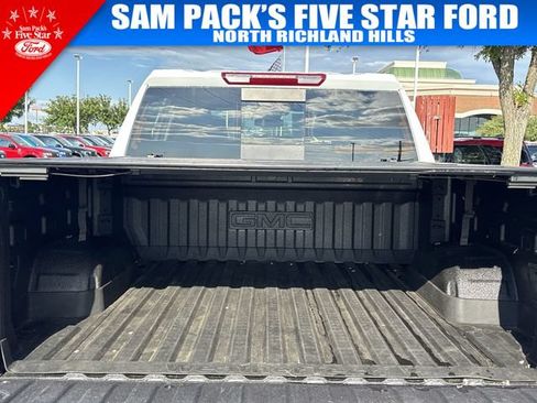 Used 2026 GMC Sierra 1500 SLT AWD/4WD image 33