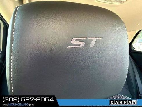 Used 2023 Buick Envision Preferred FWD image 14