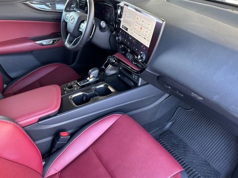 Used 2023 Lexus NX 350h 350h Premium image 14