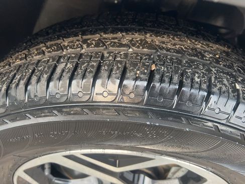 Used 2023 Kia Sportage LX image 38