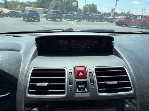 Used 2017 Subaru Forester 2.5i Premium w/ Protection Package #1 AWD/4WD image 30