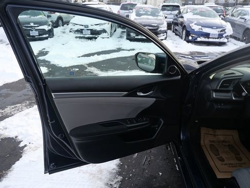 Used 2017 Honda Civic EX image 12
