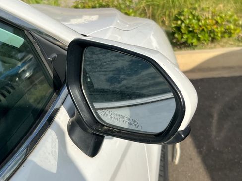 Certified 2021 Toyota Camry SE FWD image 16
