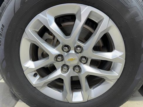 Used 2019 Chevrolet Traverse LT image 29