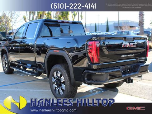 New 2026 GMC Sierra 2500 Denali w/ Denali Reserve Package image 9