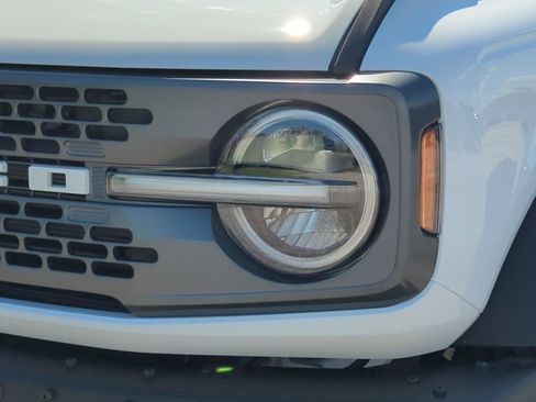 New 2026 Ford Bronco Badlands AWD/4WD image 8